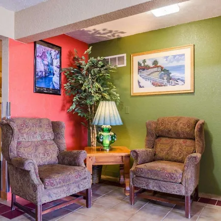 Econo Lodge Ottawa-2