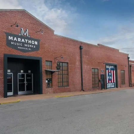 Abode Nashville - Marathon Village Near Downtown-3