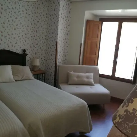 Hostal El Resbalon-2