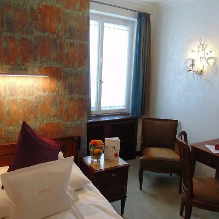 Hotel Oberkirch am Münsterplatz-2
