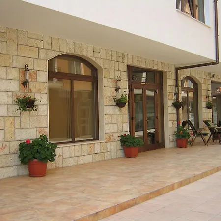 Villa Maria Revas-3