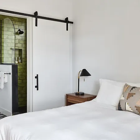 Lokal Hotel Cape May-3