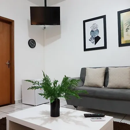 B&A Suites Inn Hotel - Quarto Luxo Âmbar-3