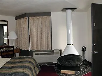 Chalet Inn-3
