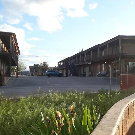 Tombstone Motel-3