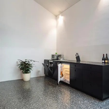 Pepper Suite-2