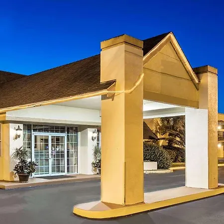 Howard Johnson Lake City-2