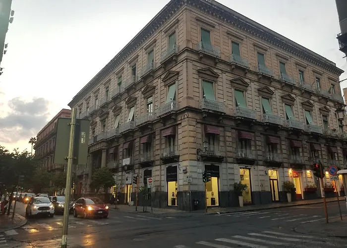 Nuovo Hotel Regina Margherita Catánia