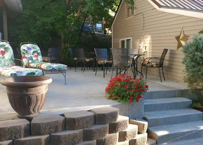 Alpaca Inn, The Lava Hot Springs