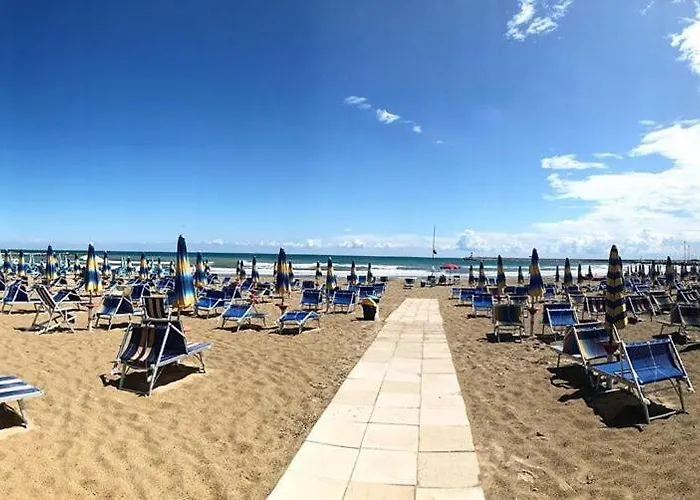 Hotel Tritone