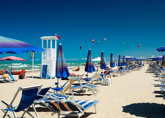 Hotel Holiday Vasto