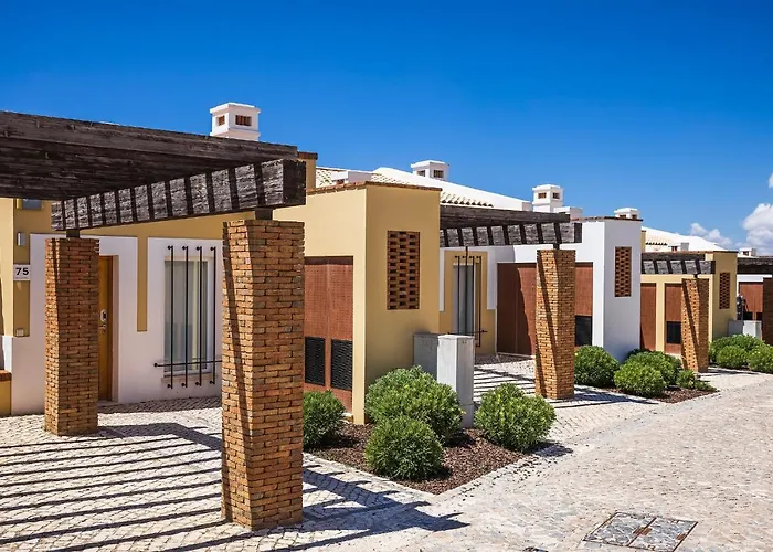 Vale Da Ribeira Residences Saragocal
