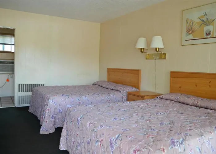 Budget Inn Fairmont