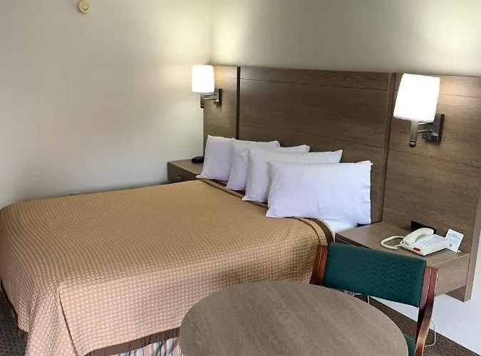 Riverside Motor Lodge - Pigeon Forge