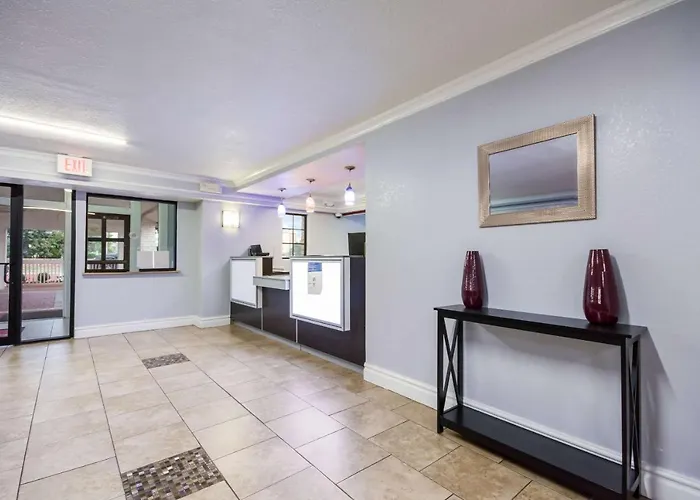 Econo Lodge Del City