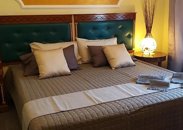 Villa San Giovanni Hotels
