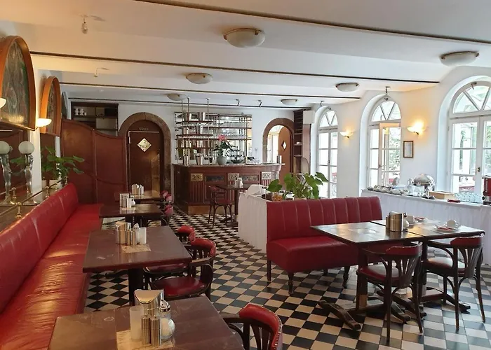 Hotel Altes Pfarrhaus Beaumarais Saarlouis