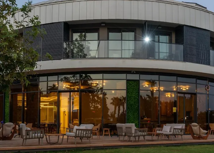 Side Square Hotel (Adults Only)