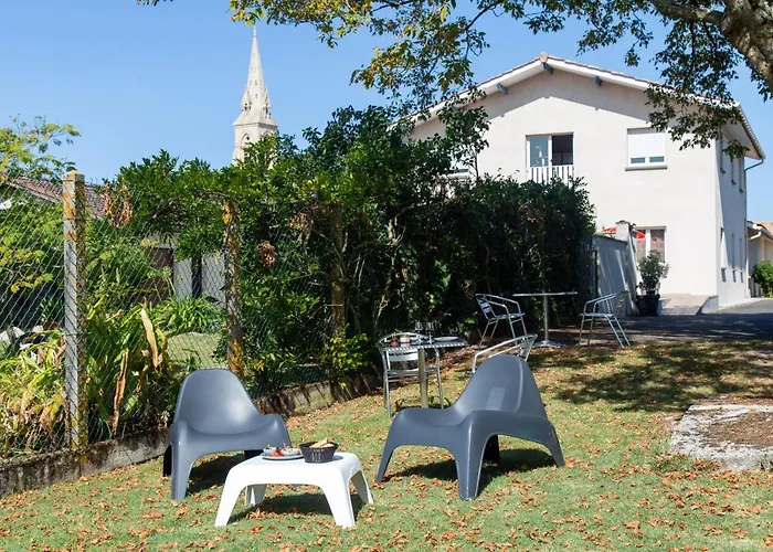 Le Verdon-sur-Mer Hotels