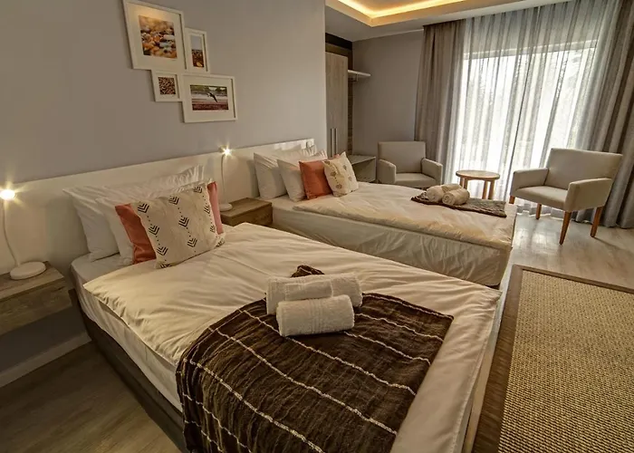 Atlantic Garden Boutique Hotel
