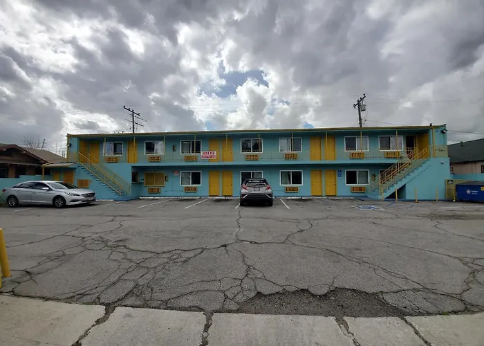 Compton Hotels