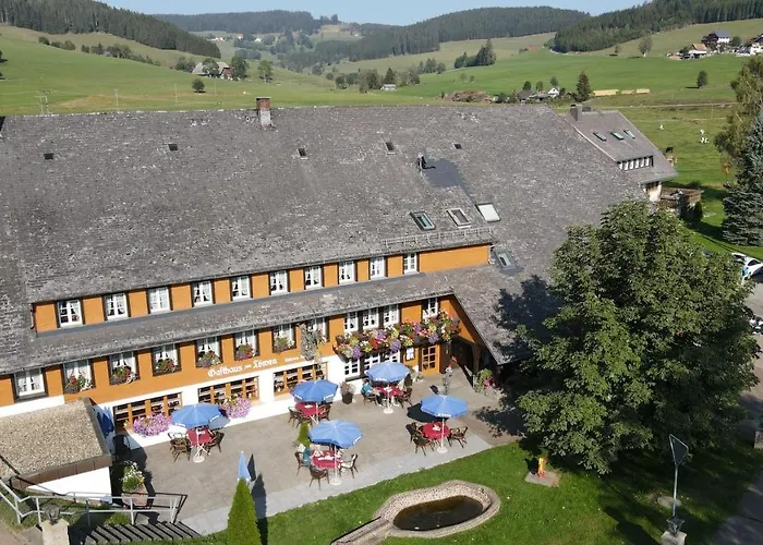 Hotel Zum Loewen - Unteres Wirtshaus Titisee-Neustadt