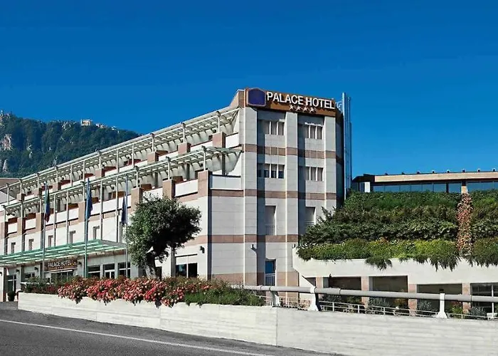 Palace Hotel Serravalle