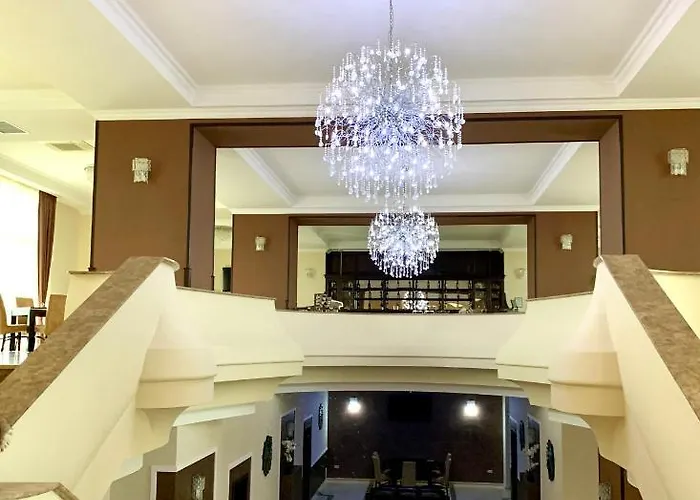 Albert Hotel