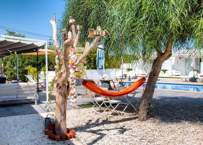Finca Pura, Clothing Optional Guestrooms Elche