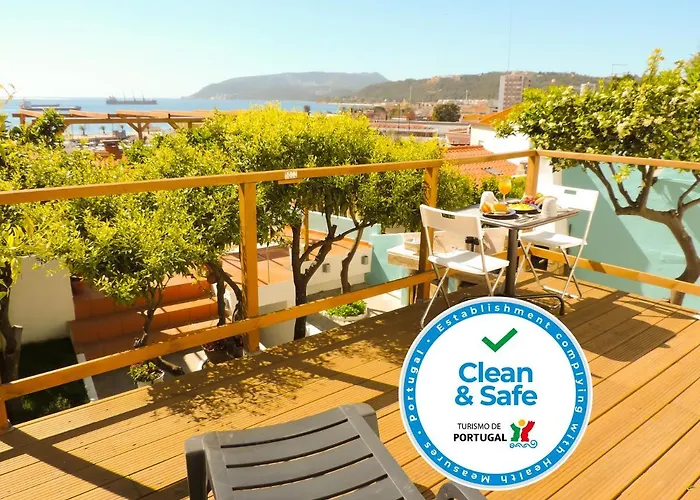 Marina Blue - Apartments & Suites Setúbal