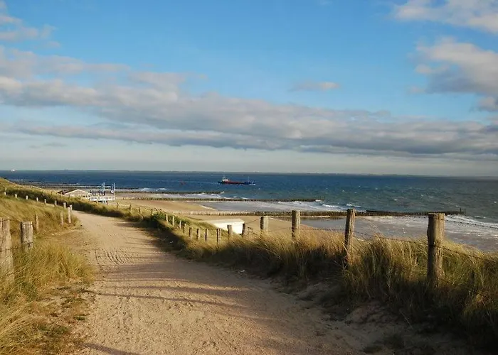 Zoutelande,modern verblijf bij de zee