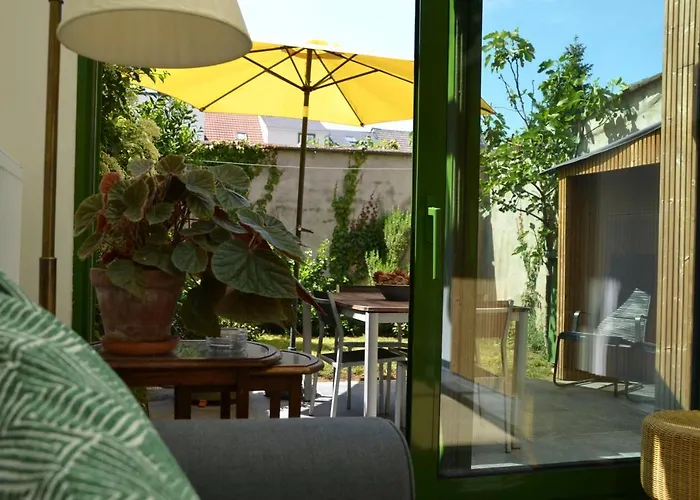 Quiet apartment in Antwerp near parc - B&B InterMezzo - business&leisure