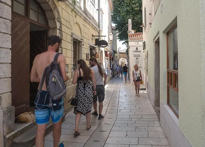 Zupan 1 - apartman Krk Town