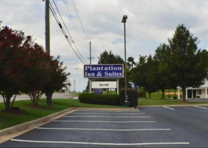 Plantation Inn & Suites Jackson
