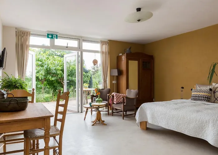 Bed and Breakfast De Nieuwe Warande Tilburg