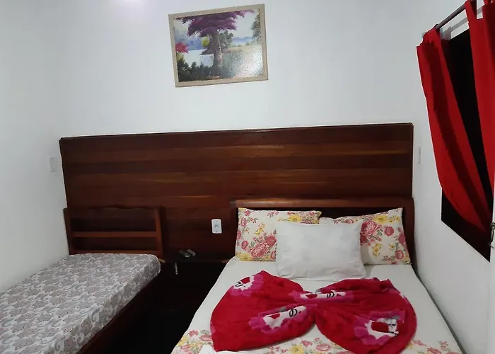 Pousada Da Helena Trindade