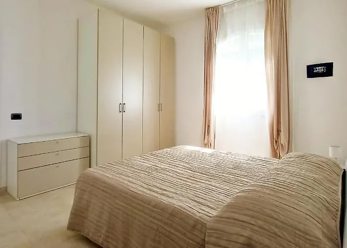 Aparthotel Residenza Casa Bianca Marina di Massa