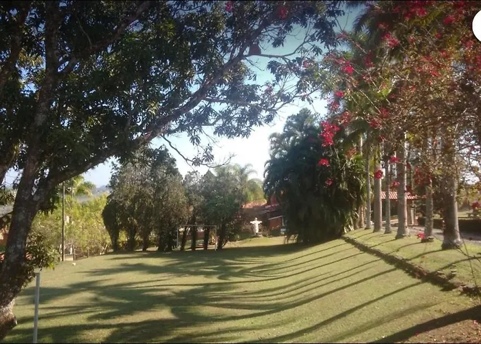 Linda Chácara - Águas de São Pedro - Próximo ao Parque Thermas