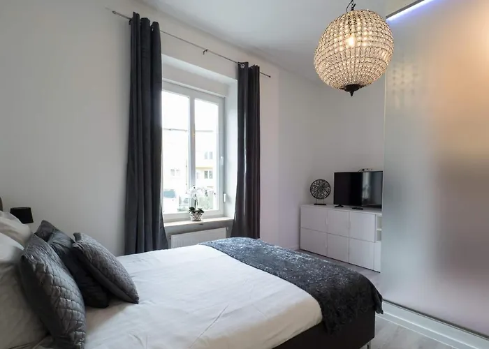 Executive Double Room With En-Suite In Guest House Rue Trevires R3