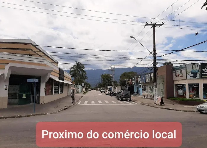 Pousada Praia Cia, Piscina, Centro, Estacionamento, WIFI, Saída até as 16h Bertioga