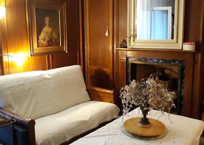CHAMBRES D'HÔTES CHEZ CATHERINE A REUS chambre bord de mer avec salle de bains privée
