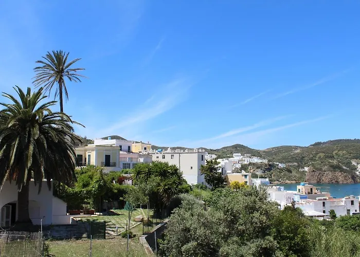 Agenzia Isotur Villa Olimpia Ponza