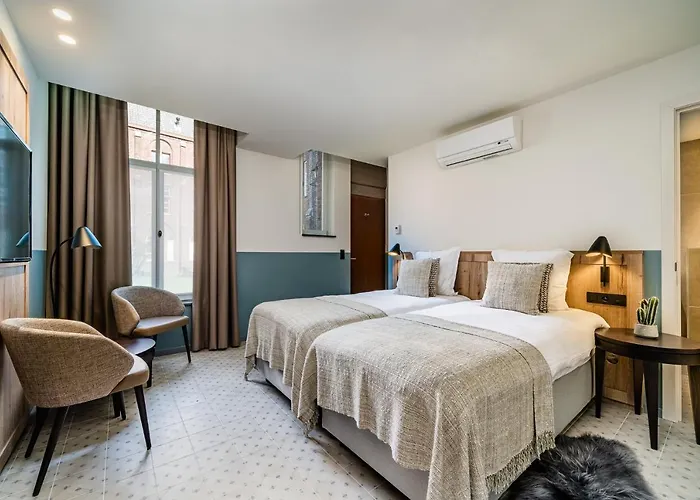 Hotel Monasterium PoortAckere
