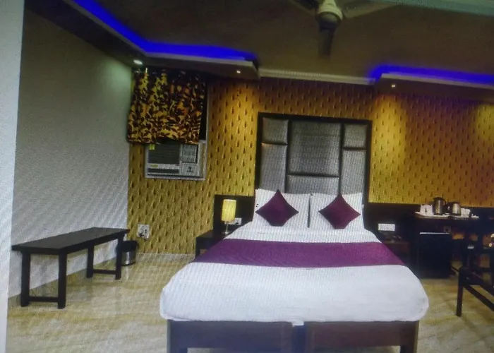 Hotel Ashirwad Deluxe