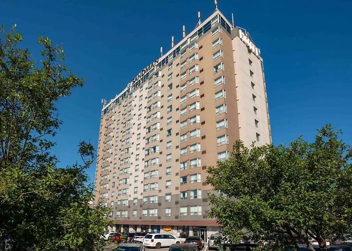 Luxury Hotels in Mississauga