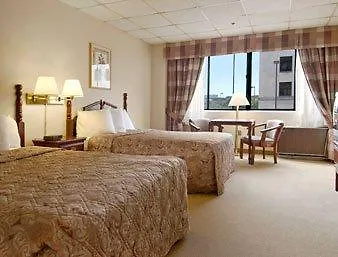 Ramada Convention Center Eau Claire