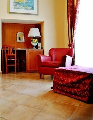 Capua Hotels