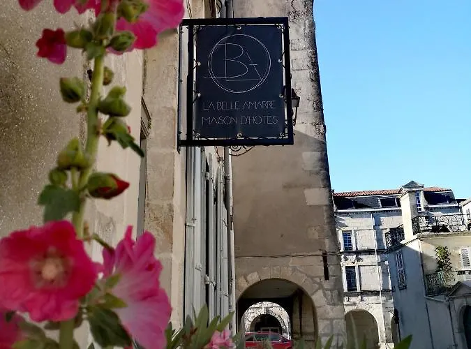 La Belle Amarre