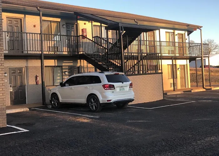Savannah Lodge