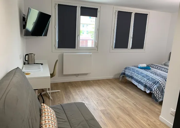 Nanterre Room